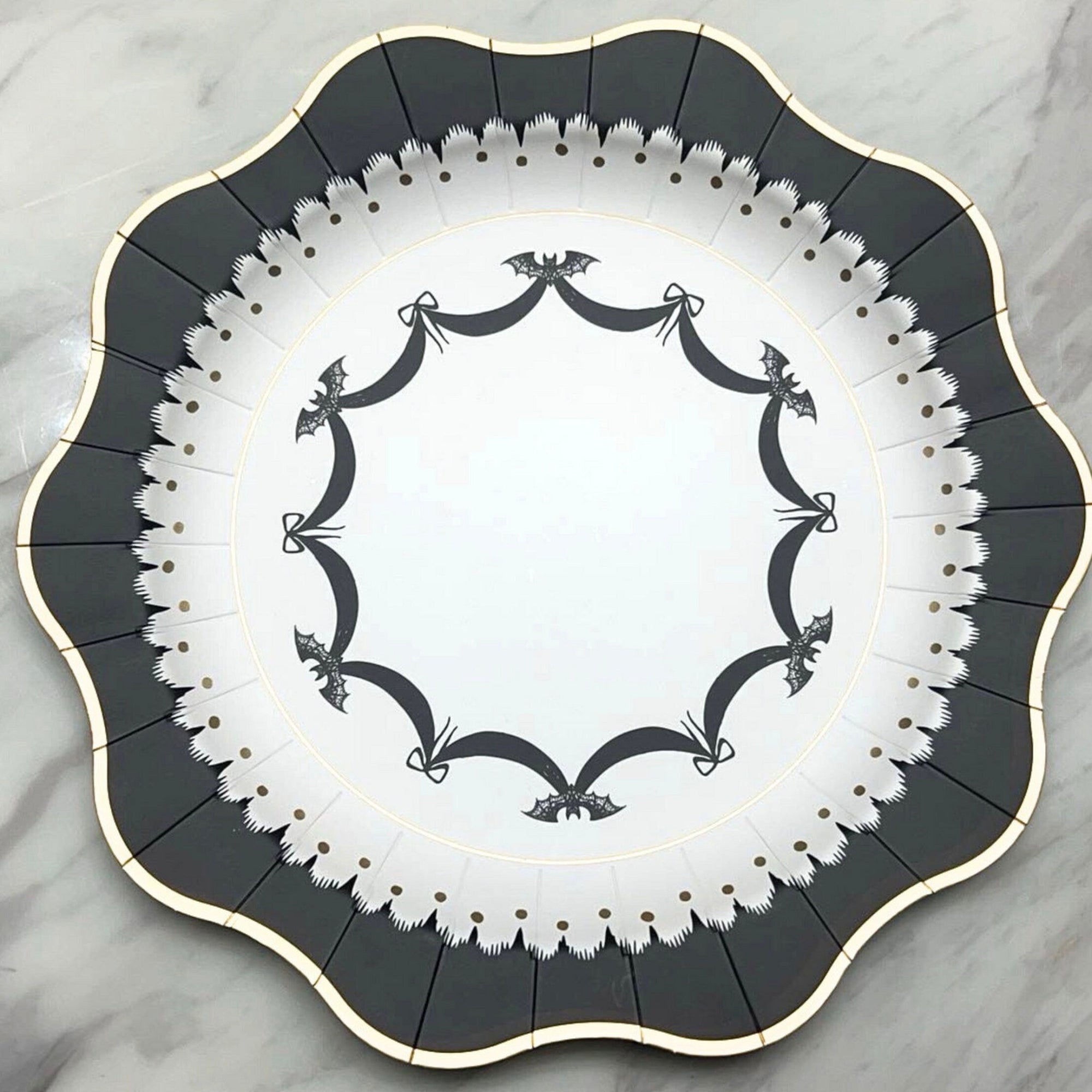 Bats & Bows Halloween Plates - Stesha Party