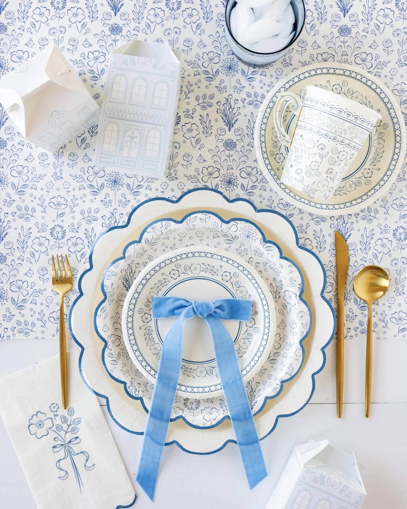 Blue Floral Party Plates - Stesha Party