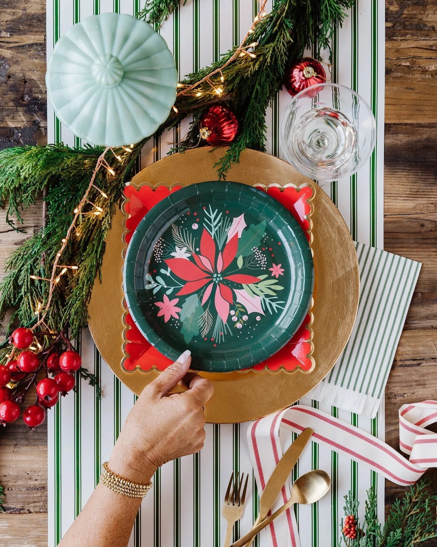 Christmas Botanical Plates - Stesha Party