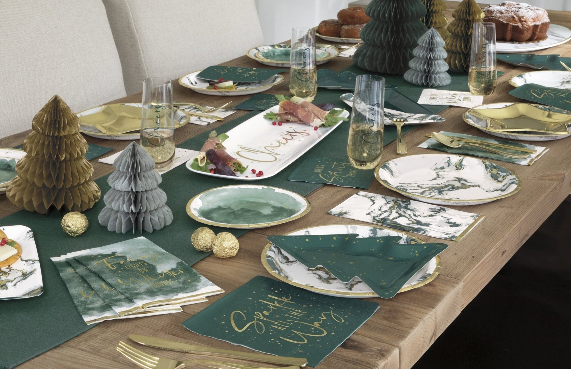 Christmas Tree Shaped Plates - Stesha Party