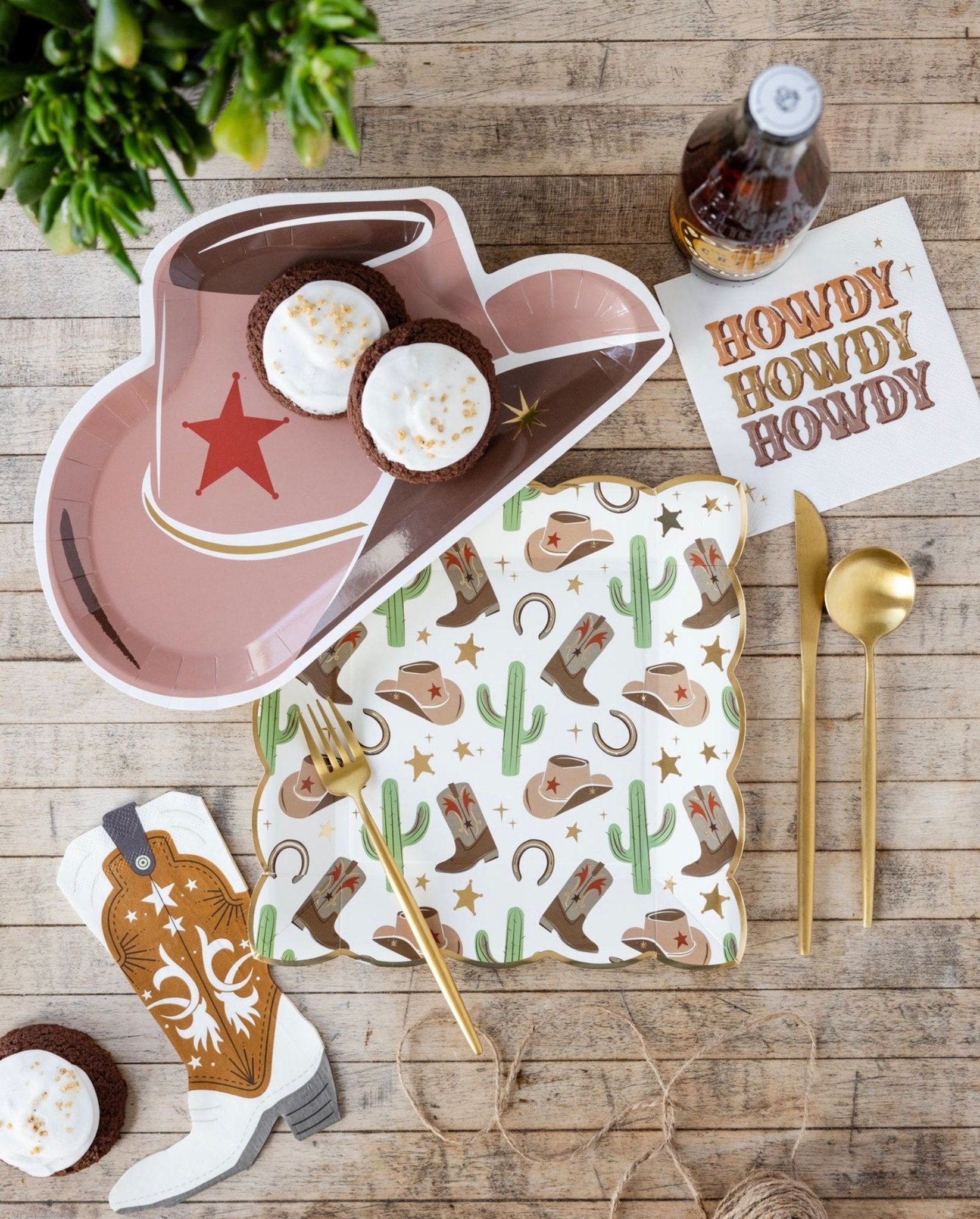 Cowboy Hat Party Plates - Stesha Party