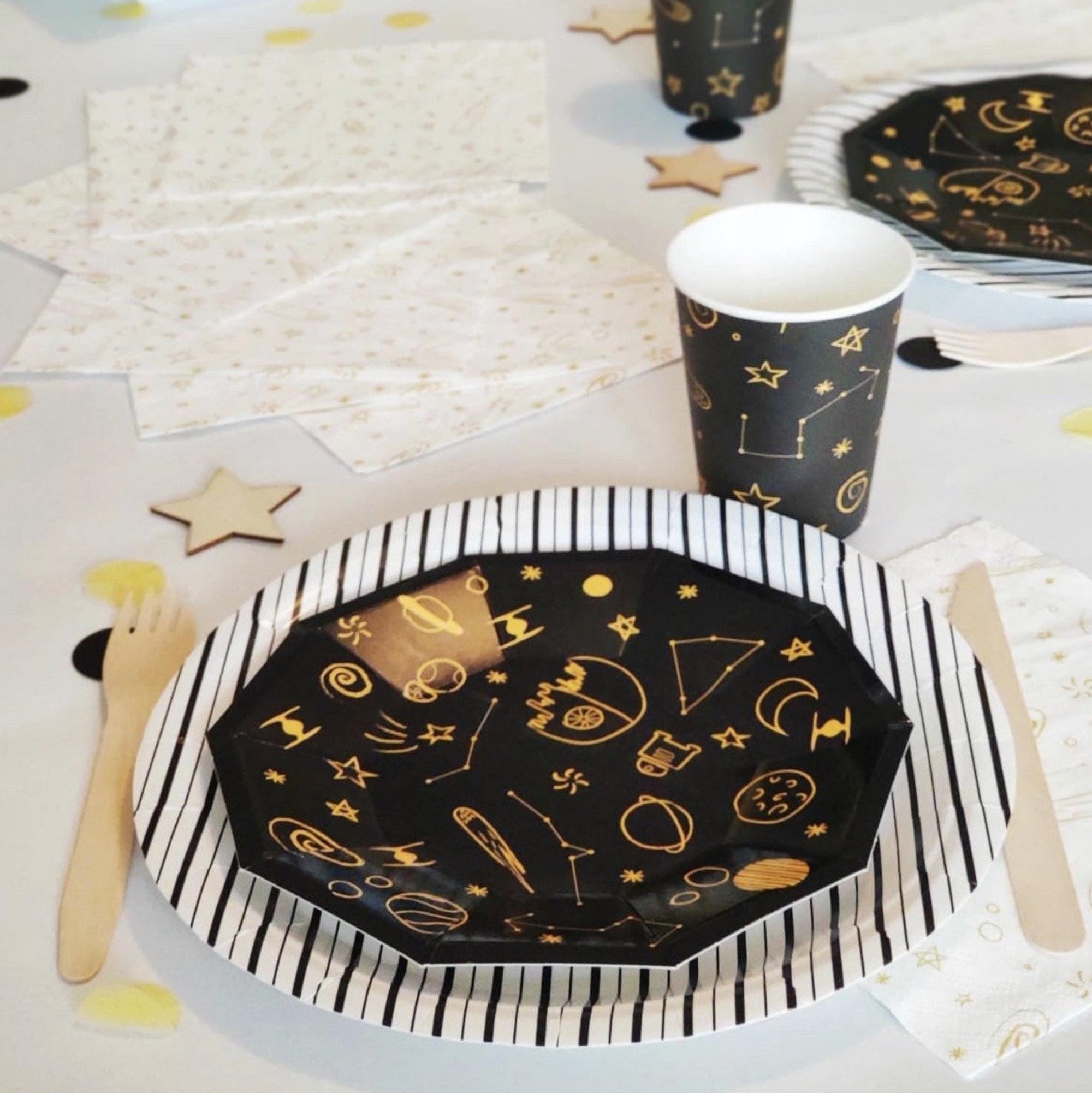 Galaxy Party Napkins 16ct - Stesha Party