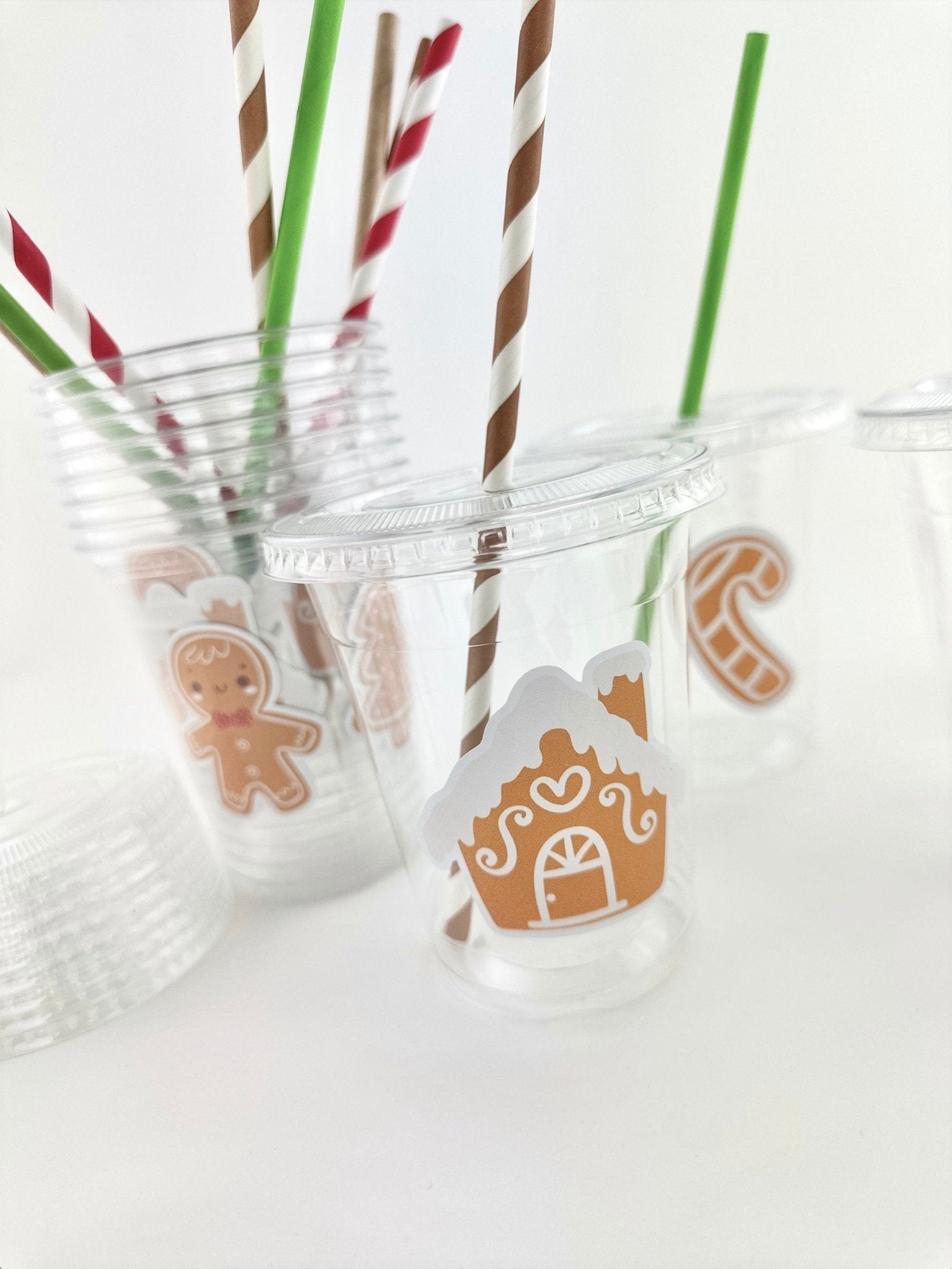 Gingerbread Cookie Plastic Cups - Stesha Party