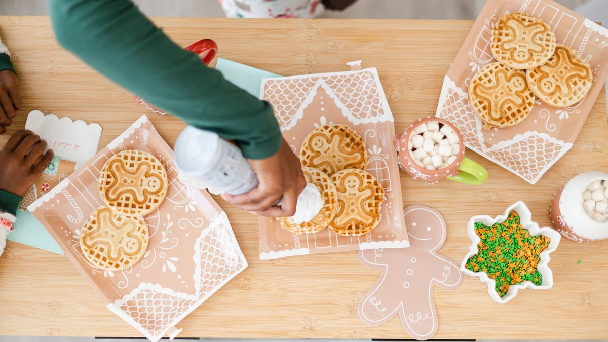 Gingerbread House Plates - Stesha Party