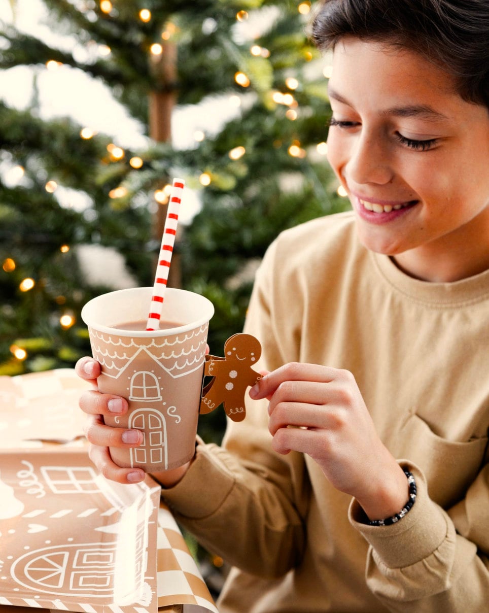 Gingerbread Party Cups - Stesha Party