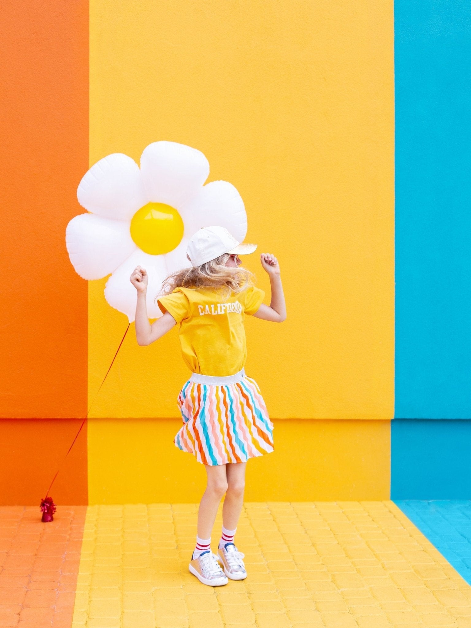 Groovy Daisy Flower Balloon - Stesha Party