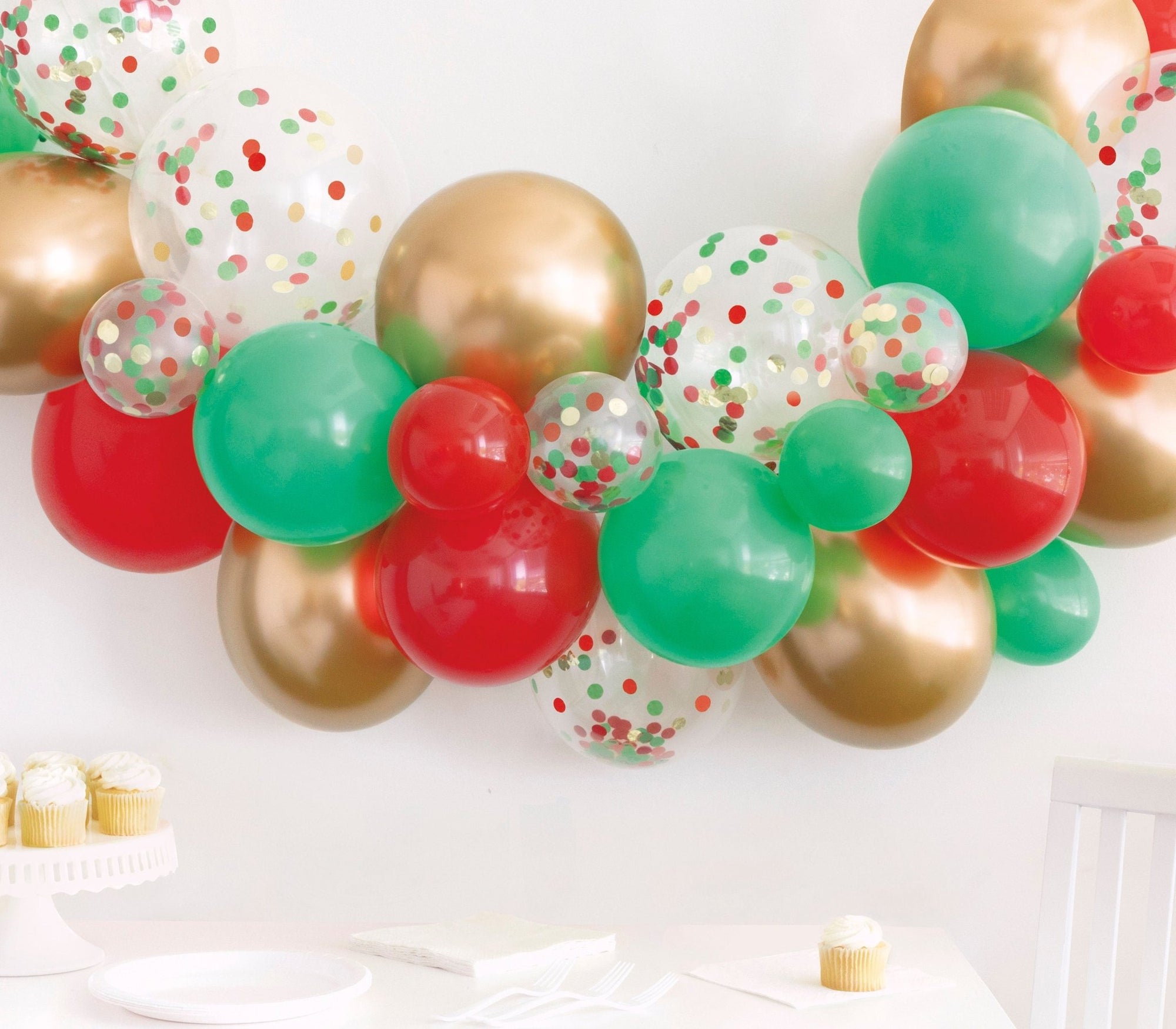 Holiday Confetti Balloon Garland - Stesha Party