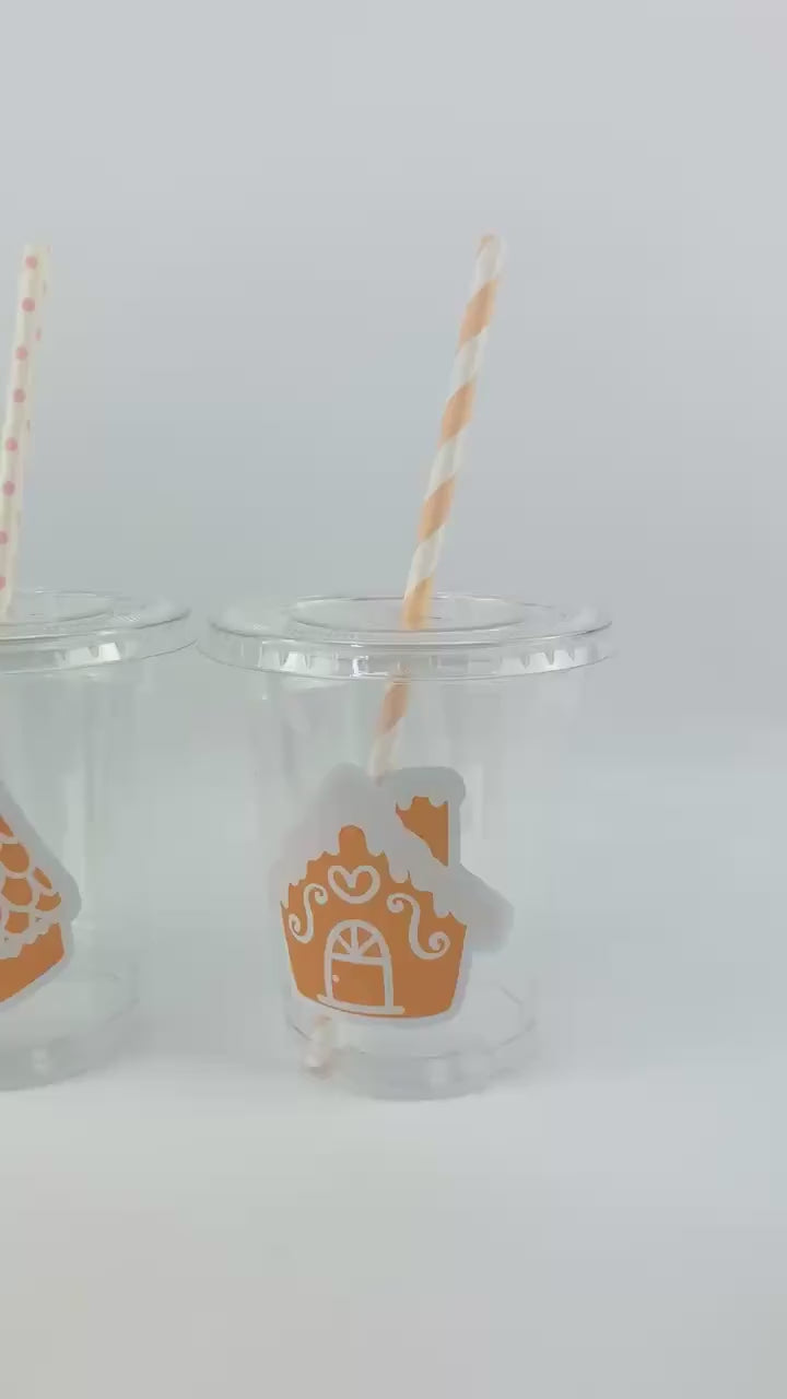 Gingerbread Party Cups - Plastic Disposable Cups, Christmas Party Cups, Gingerbread Birthday Decorations, Holiday Party Supplies, Treat Cups