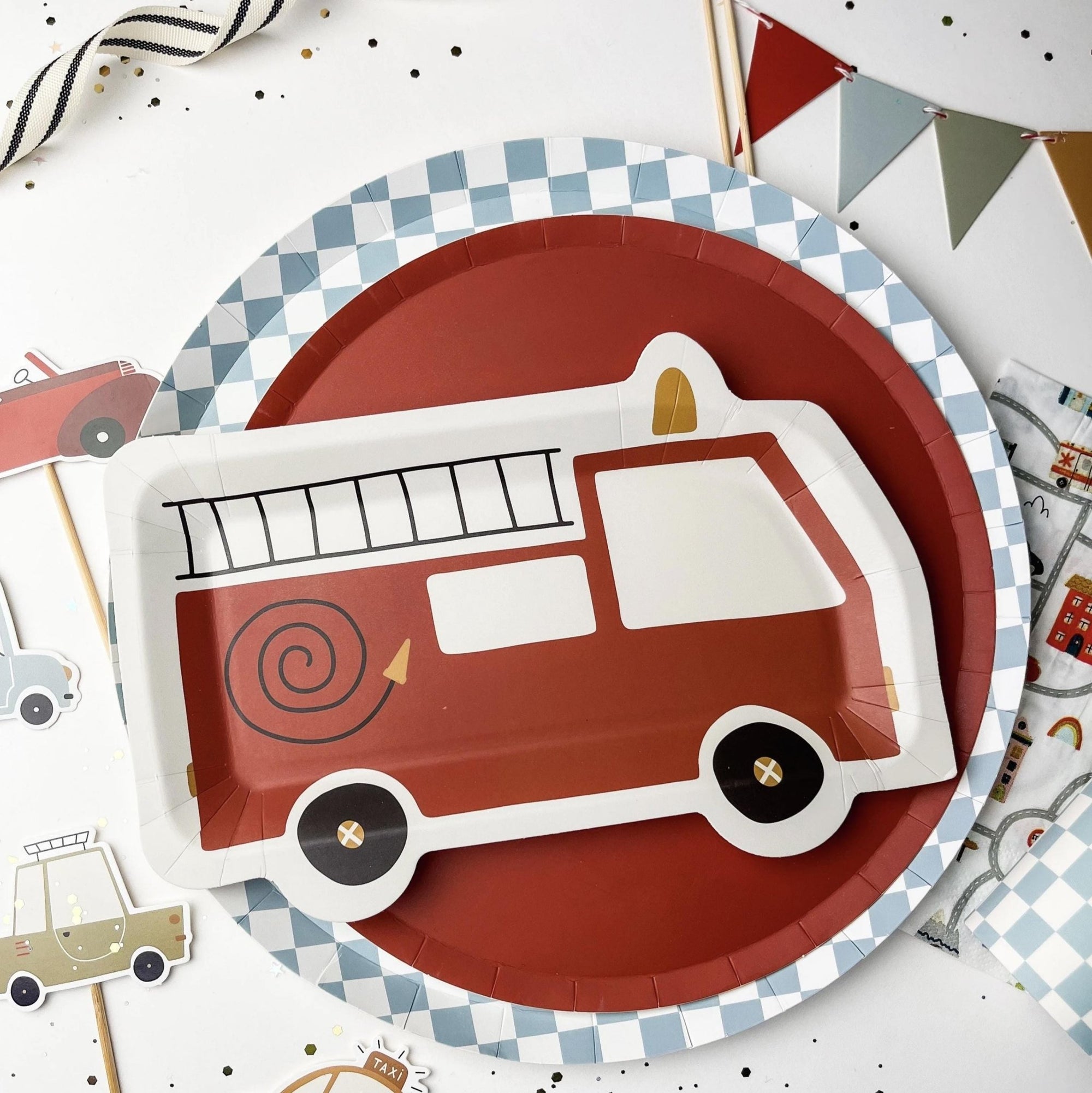 Red Party Plates 8ct - Stesha Party