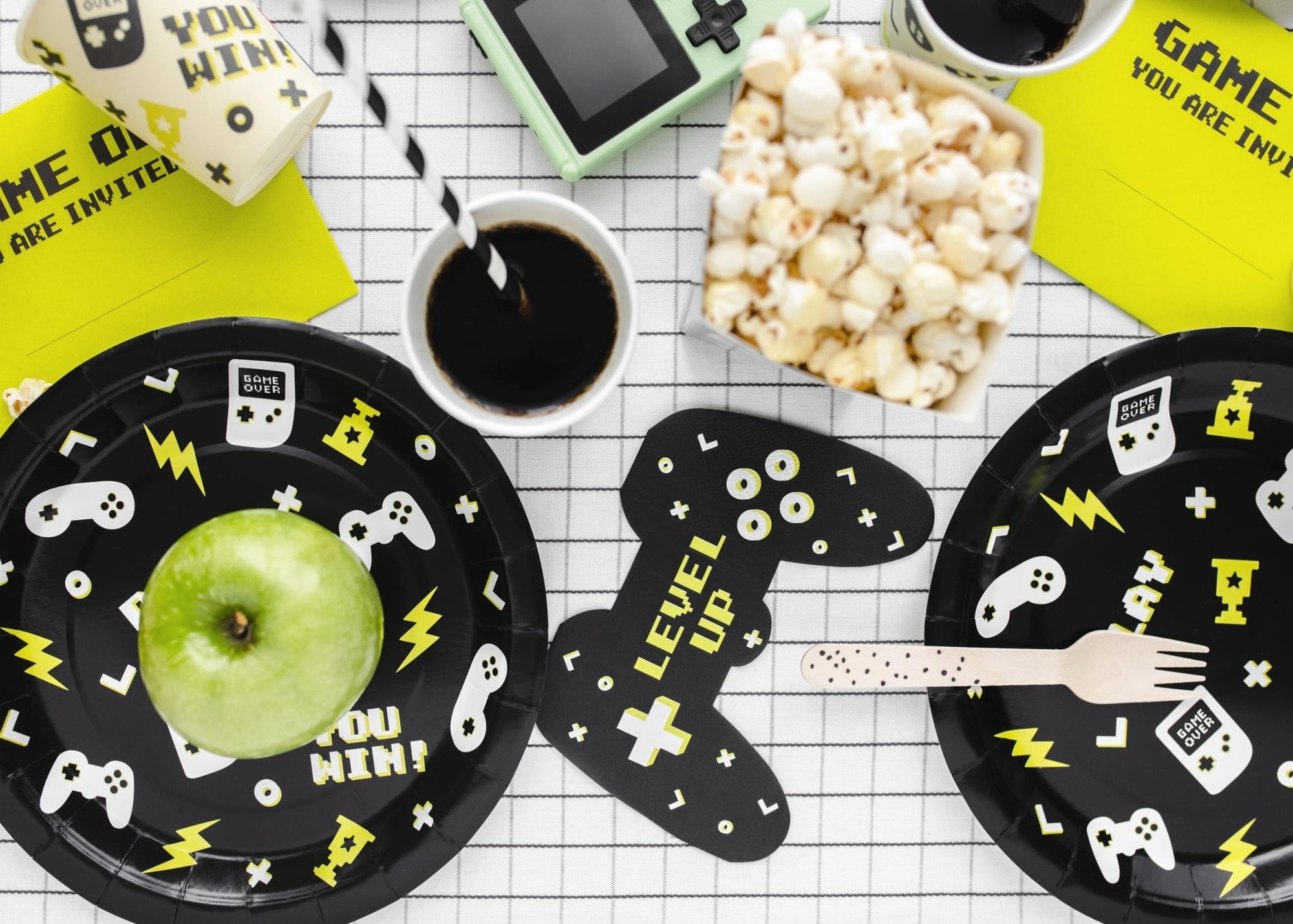 Video Game Party Plates 6ct - Stesha Party