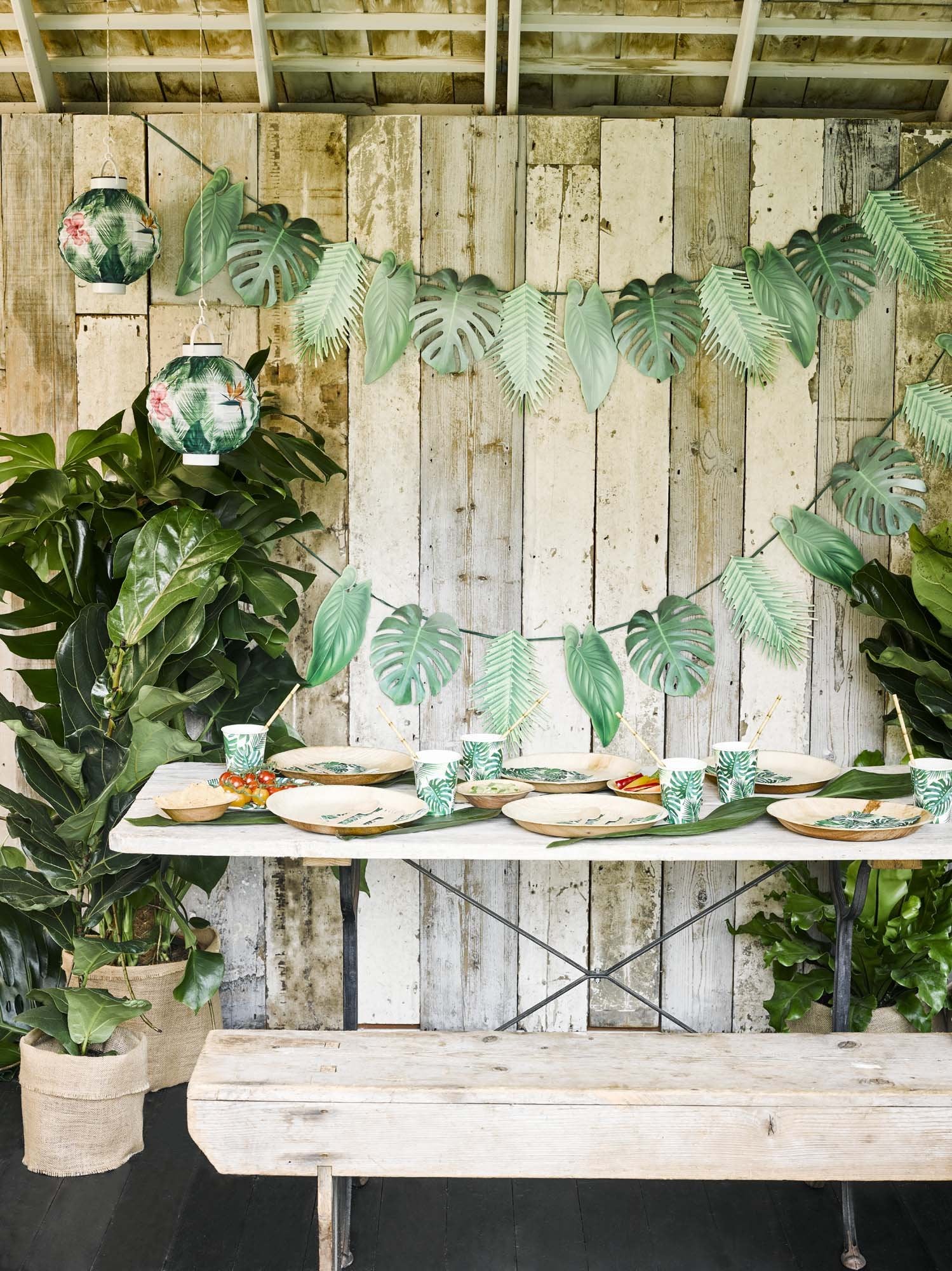 10" Tropical Palm Leaf Plates - Stesha Party