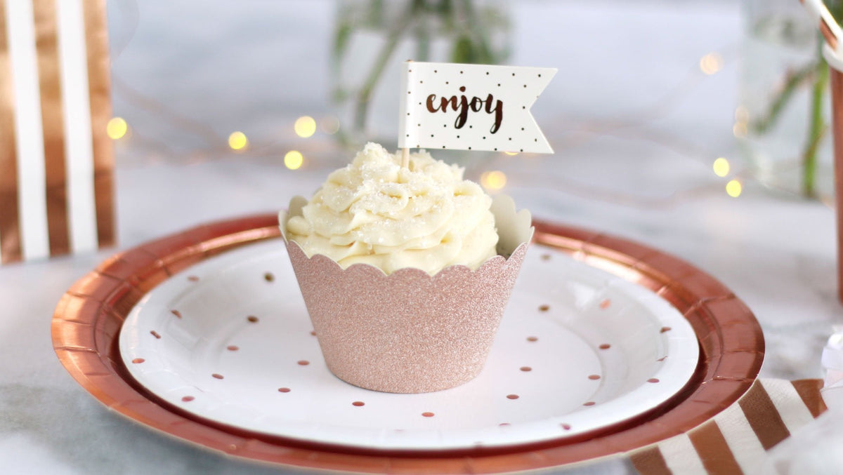 https://www.steshaparty.com/cdn/shop/products/cupcake-wrappers-in-rose-gold-glitter-460406_1200x.jpg?v=1691025669