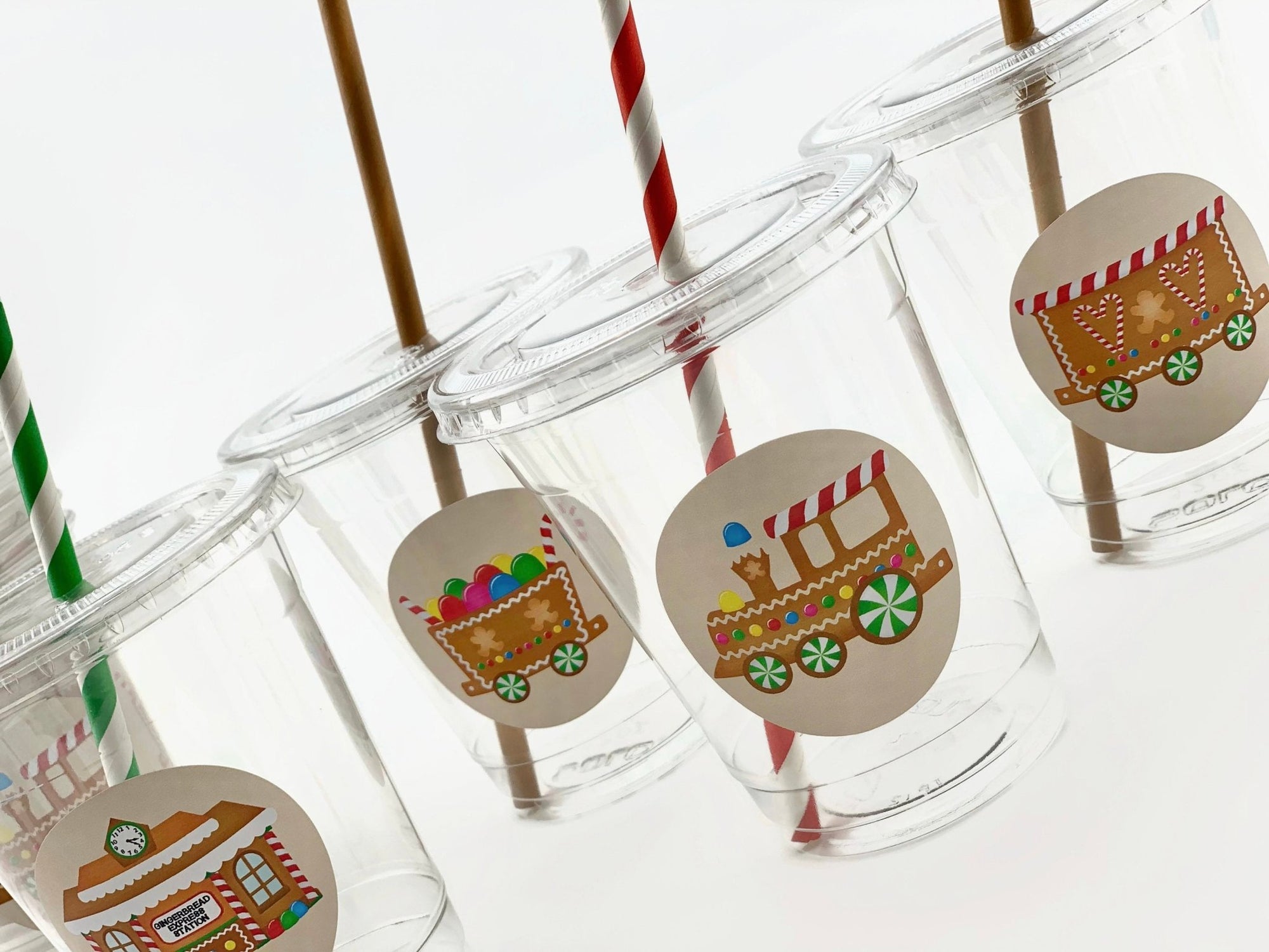 Gingerbread Train Clear Cup Set - Stesha Party