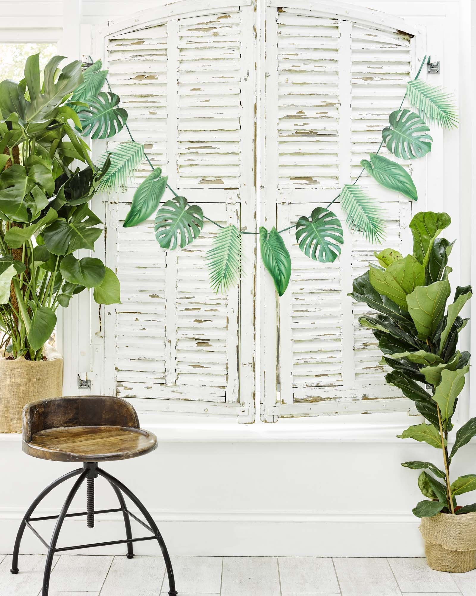 Palm Leaf Party Garland - Stesha Party