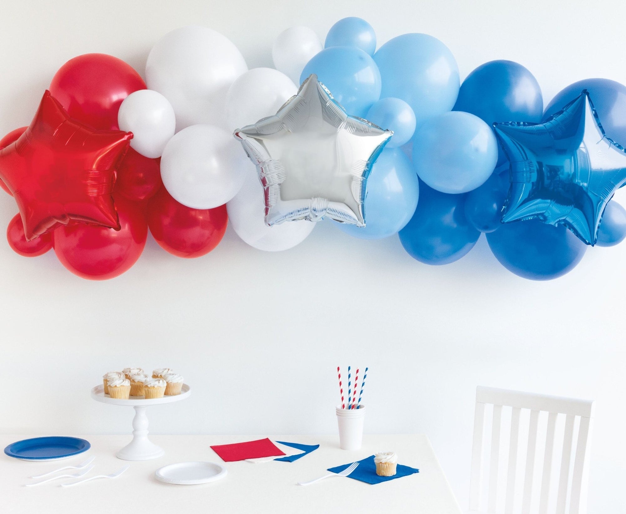 Red, White & Blue Patriotic Star Balloon Arch - Stesha Party